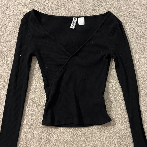 H&M Black Ribbed Long Sleeve Top - Picture 1 of 3